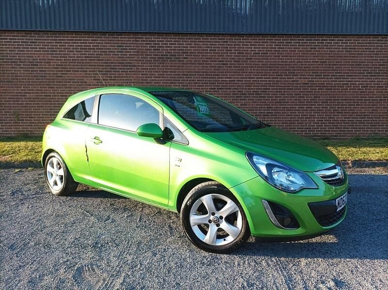 Green Used 2012 Vauxhall Corsa Hatchback | £2,500 (A bit pricey) - Image 1/4