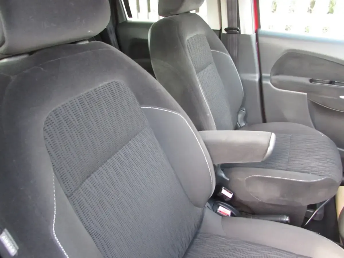 Used Citroën C3 Picasso Exclusive 120 HP (88 kW) 2014 Red MPV