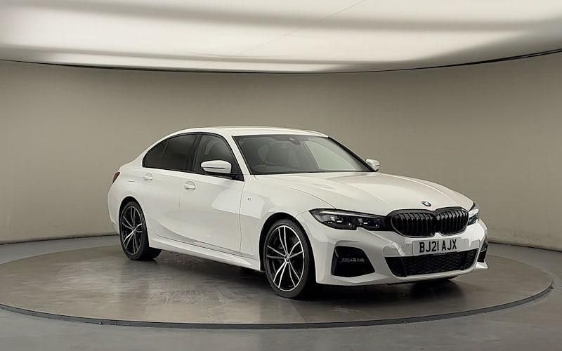 Alpine white Used 2021 BMW 318 M Sport Sedan | £20,650 (Fair price) - Image 1/4