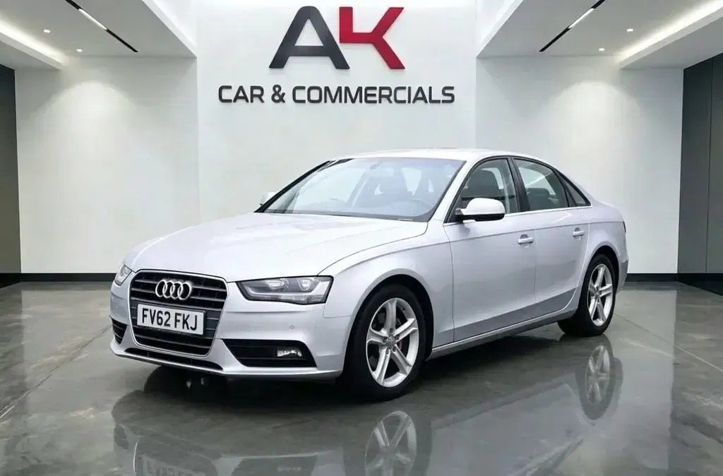 Used Audi A4 143 HP (105 kW) 2012 Silver Sedan