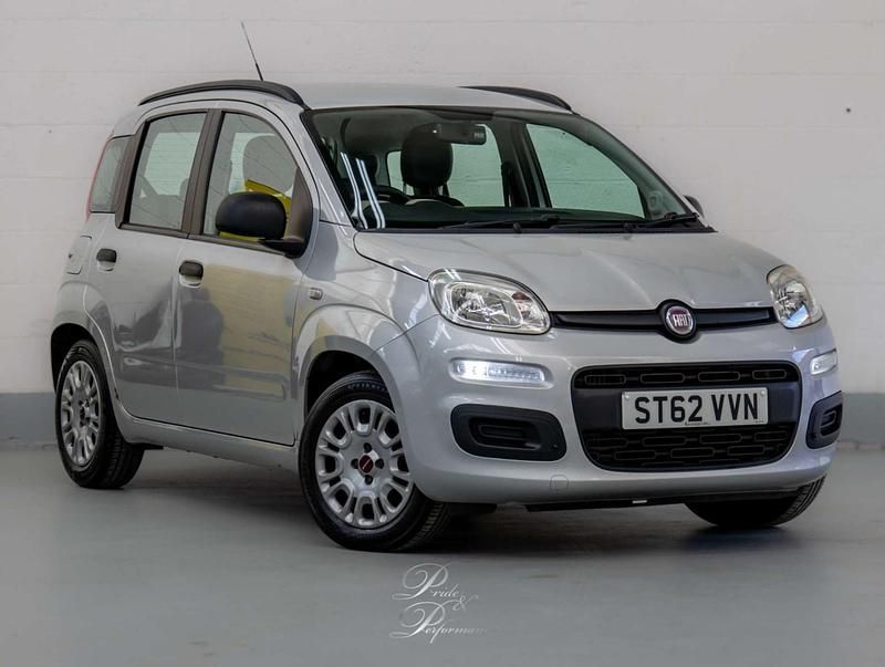 Used Fiat Panda Easy 85 HP (62 kW) 2013 Silver Hatchback
