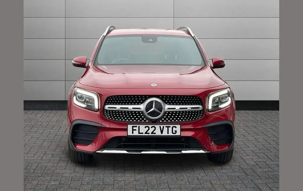 Used Mercedes GLB200 AMG Line Premium 163 HP (119 kW) 2022 Red SUV