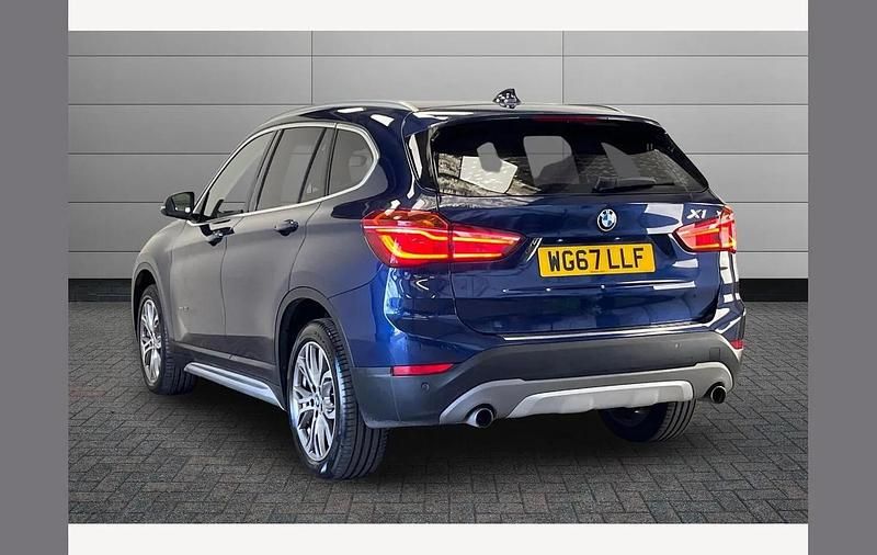 Begagnad BMW X1 xLine 192 HK (141 kW) 2017 Blå SUV