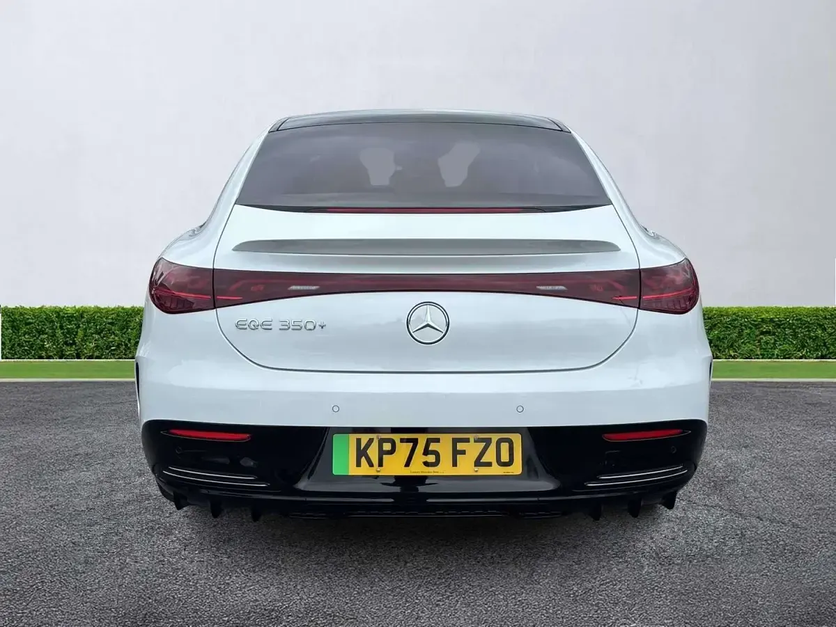 Used Mercedes EQE350 AMG line 214 kW (292 HP) 2025 White Sedan