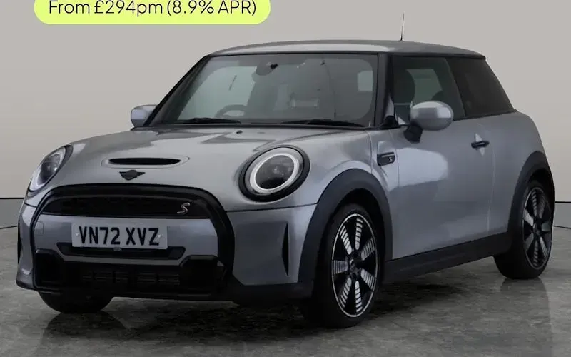 Używany Mini Cooper S Exclusive 178 KM (130 kW) 2022 Hatchback