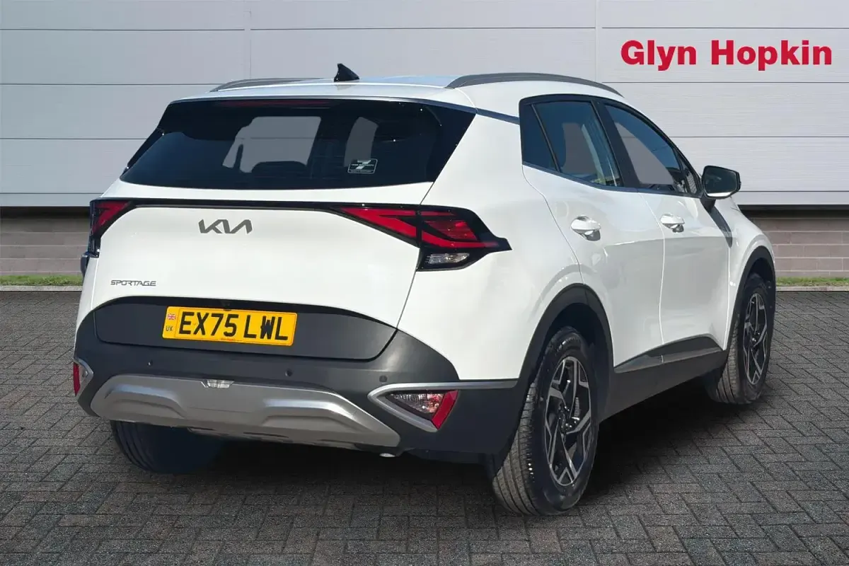 Used Kia Sportage 157 HP (115 kW) 2025 White SUV