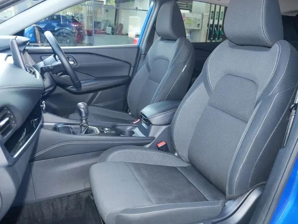 Used Nissan Qashqai N-Connecta 140 HP (102 kW) 2023 Blue SUV