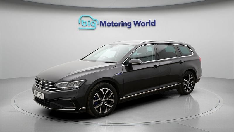 Used VW Passat GTE 215 HP (158 kW) 2021