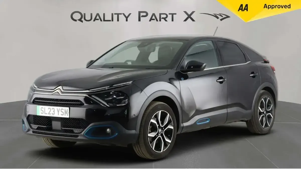 Used Citroën e-C4 Shine 100 kW (136 HP) 2023 Black Hatchback