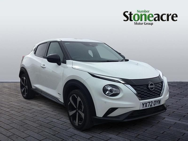 White Used 2022 Nissan Juke Tekna SUV | £17,899 (Fair price) - Image 1/4