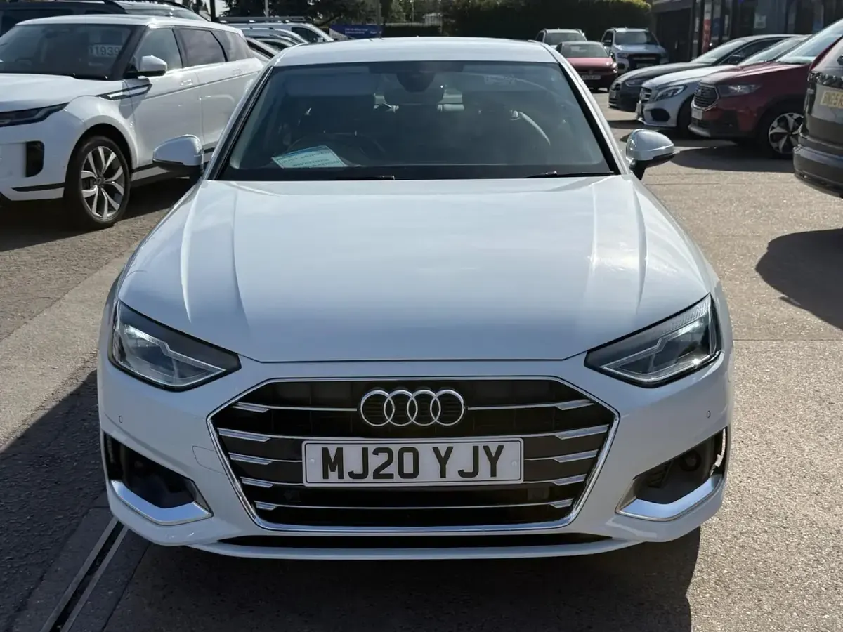 Used Audi A4 Sport 163 HP (119 kW) 2020 White Sedan