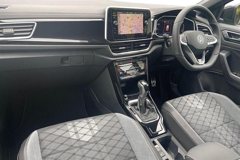 Used VW T-Roc R-line 150 HP (110 kW) 2025 Grenadilla black SUV