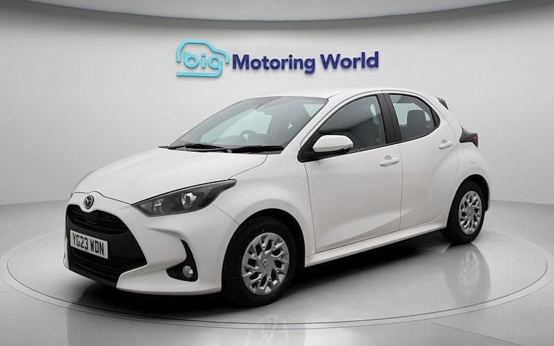 Used Mazda 2 116 HP (85 kW) 2023 White Hatchback
