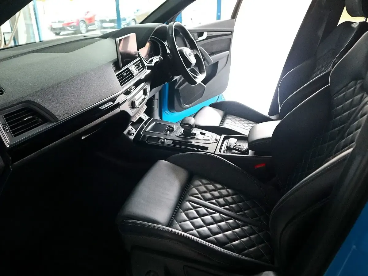 Used Audi Q5 Black Edition 190 HP (139 kW) 2019 Blue SUV