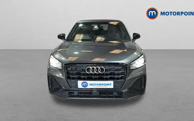 Gebraucht Audi Q2 Black Edition 150 PS (110 kW) 2026 SUV