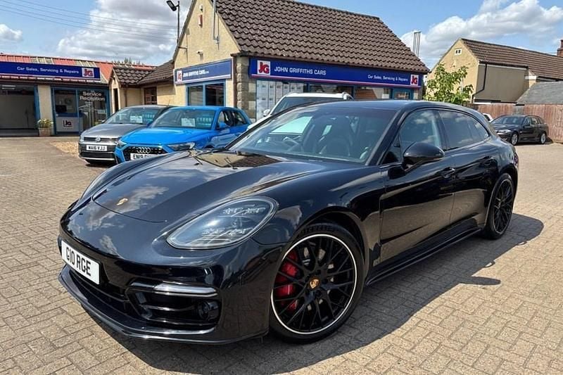 Used 2018 Porsche Panamera Sport Turismo Sedan | £56,500 (Expensive) - Image 1/1