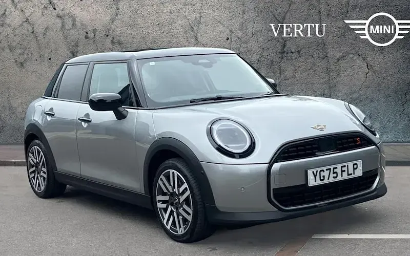 Used Mini Cooper Classic 150 kW (204 HP) 2025 Hatchback