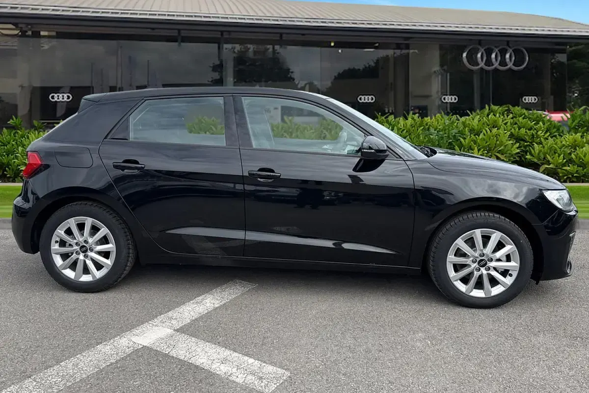 New Audi A1 Sport 116 HP (85 kW) 2026 Black SUV