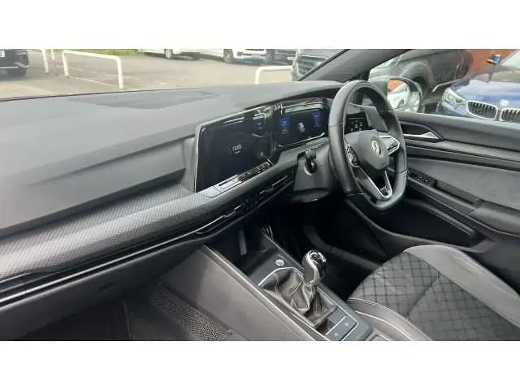 Used VW Golf VIII 150 HP (110 kW) 2022