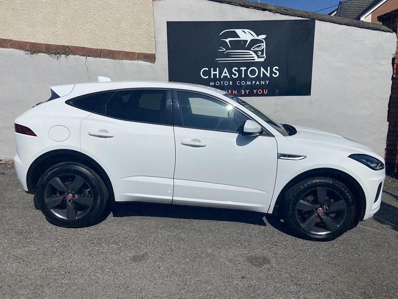 Usado Jaguar E-Pace R-Dynamic 150 HP (110 kW) 2018 Branco SUV