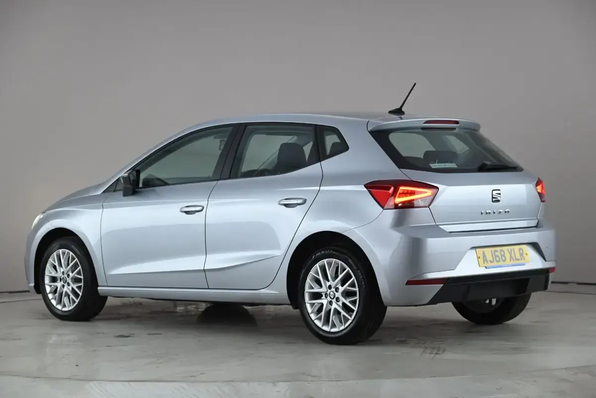 Używany Seat Ibiza SE Technology 2019 Srebrny Hatchback