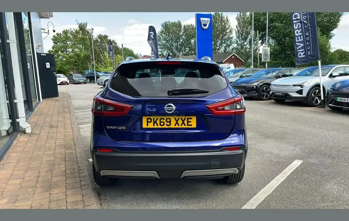 Used Nissan Qashqai N-Connecta 115 HP (84 kW) 2019 Blue SUV