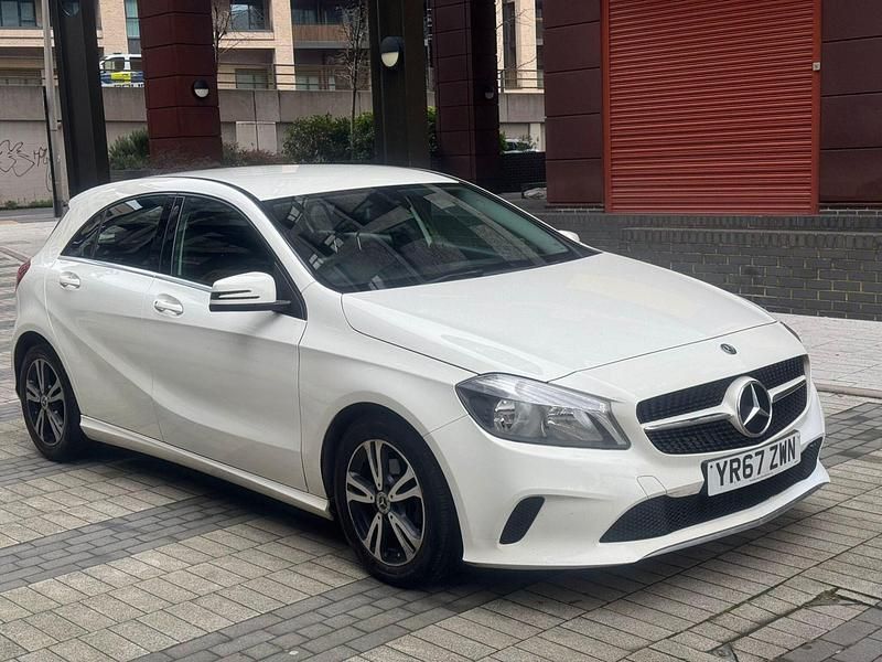 Used Mercedes A180 SE 2017 White Hatchback