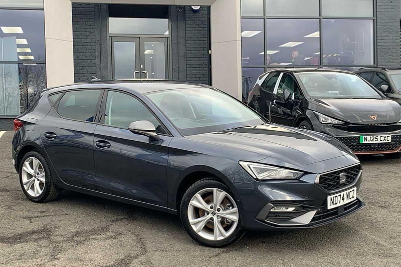 New 2024 Seat Leon FR | £24,410 (Fair price) - Image 1/4