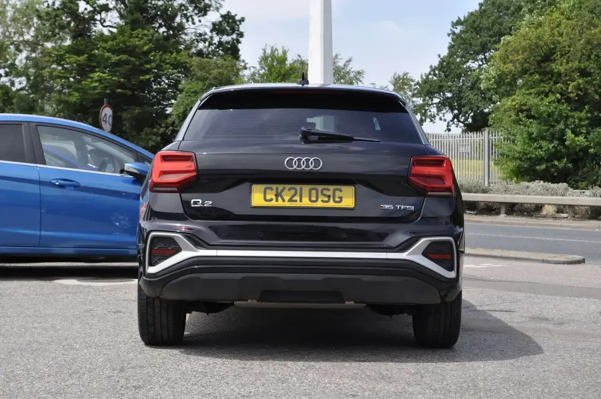 Used Audi Q2 S-Line 150 HP (110 kW) 2021 Black SUV
