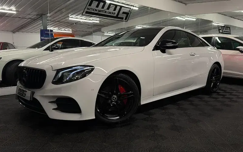 Used Mercedes E220 AMG Line Premium Plus 194 HP (142 kW) 2019 Coupe