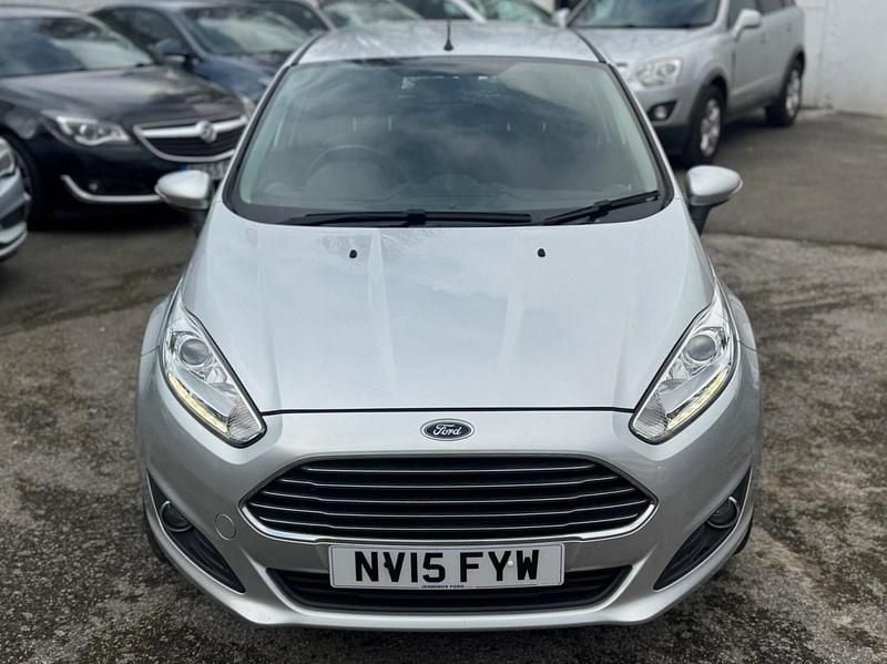 Used Ford Fiesta Zetec 2015 Silver Hatchback