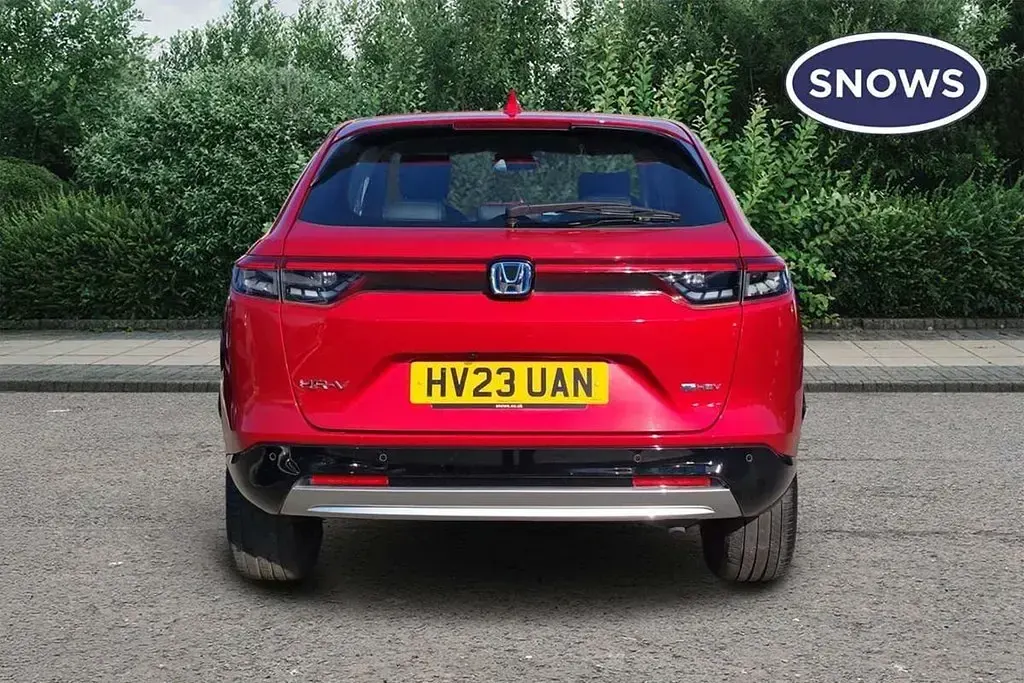 Używany Honda HR-V Advance 131 KM (96 kW) 2023 Czerwony SUV