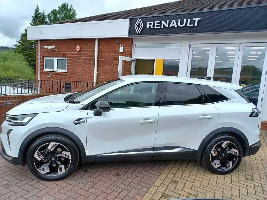 Used Renault Symbioz Techno 143 HP (105 kW) 2024 White  SUV