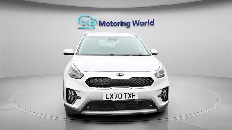 Used Kia Niro 139 HP (102 kW) 2020 Silver SUV