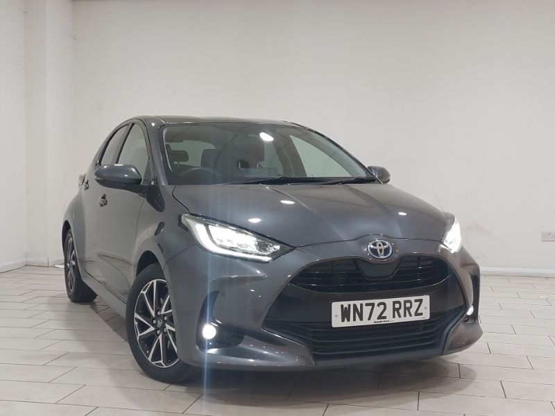 Grey Used 2022 Toyota Yaris Hybrid Design Hatchback | £16,498 (Fair price) - Image 1/4