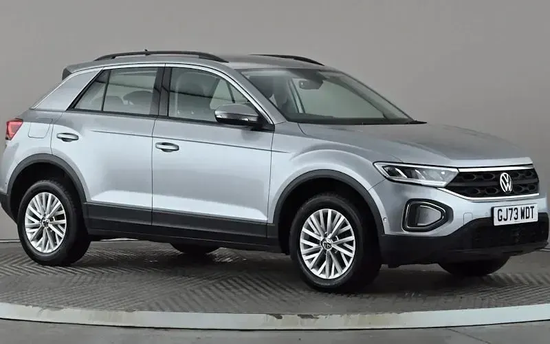 Used VW T-Roc Life 150 HP (110 kW) 2025 SUV