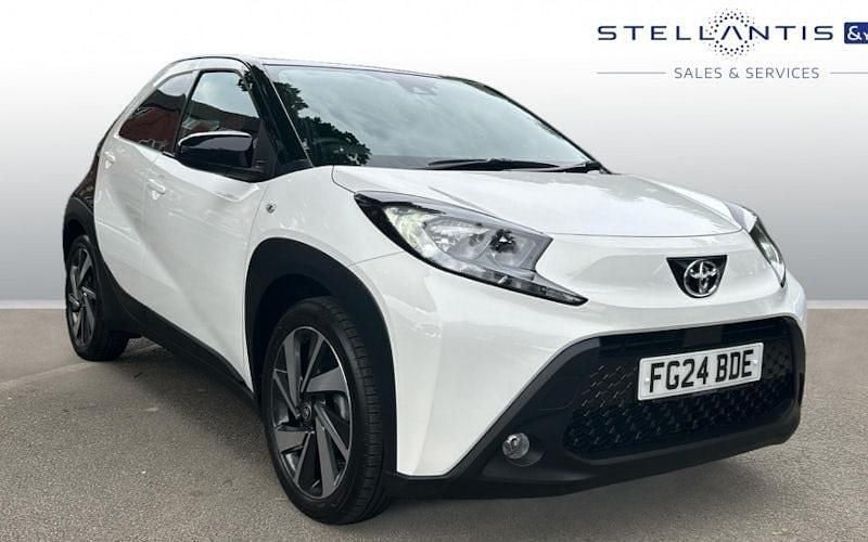 White Used 2024 Toyota Aygo Hatchback | £14,318 (Fair price) - Image 1/4