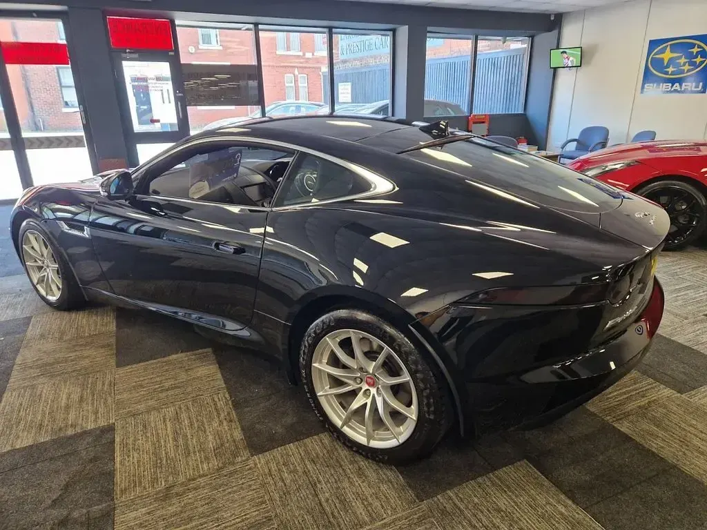 Used Jaguar F-Type 300 HP (220 kW) 2018 Black Coupe