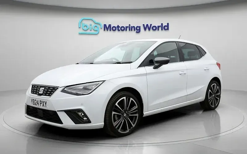 Used Seat Ibiza XCELLENCE Lux 116 HP (85 kW) 2024 White Hatchback