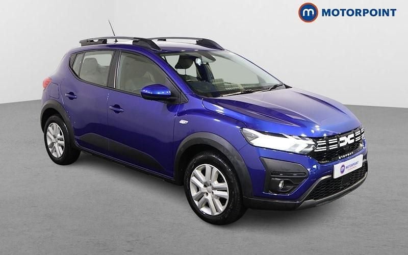 Used 2025 Dacia Sandero Expression Hatchback | £10,999 (Good price) - Image 1/4