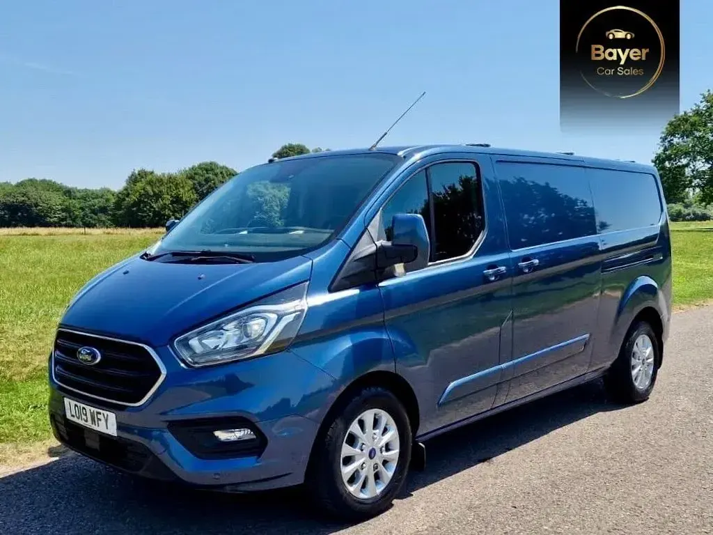 Used Ford Transit Custom Limited 130 HP (95 kW) 2019 Blue Van