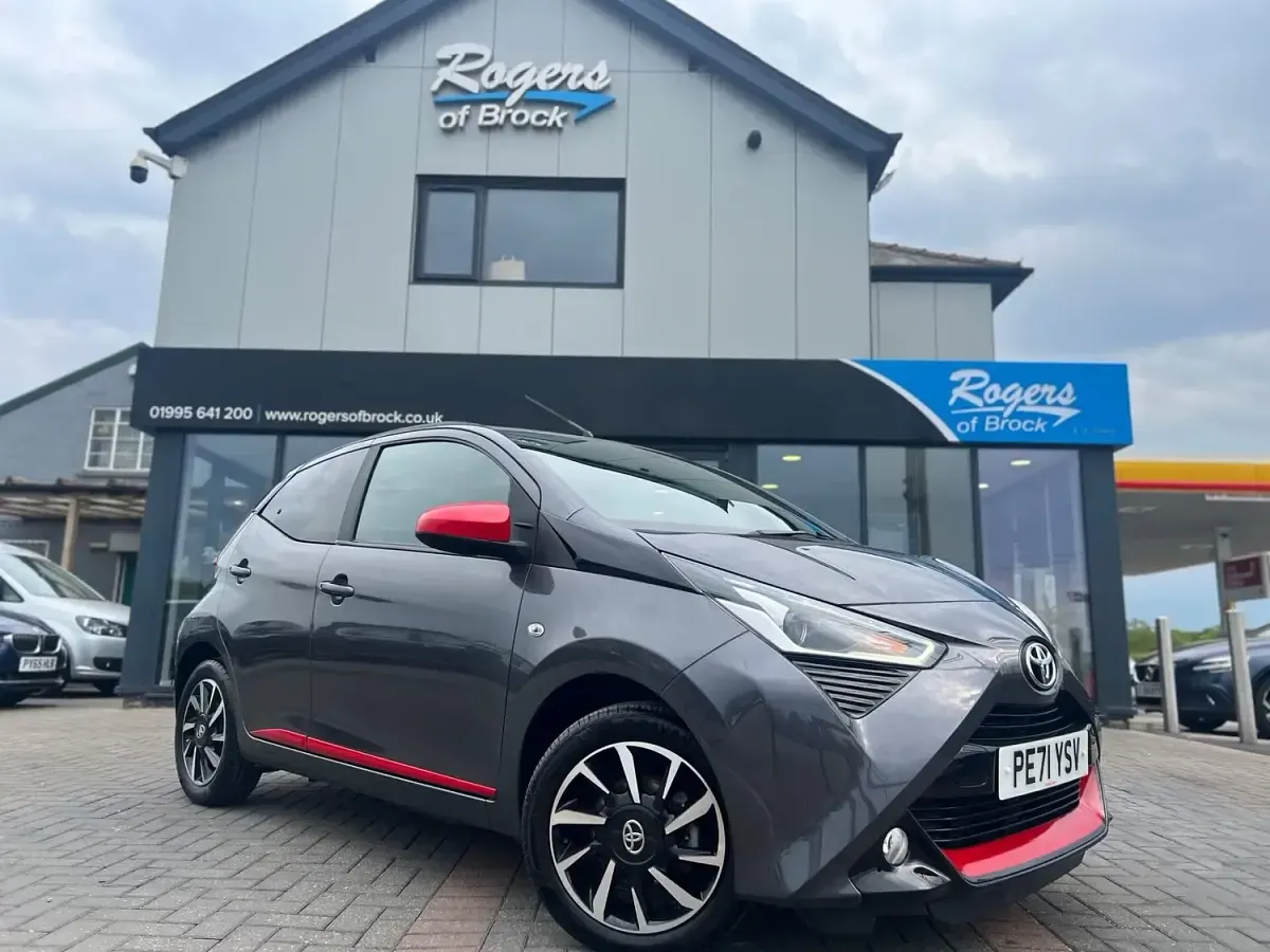 Used Toyota Aygo Trend 2021 Grey Hatchback