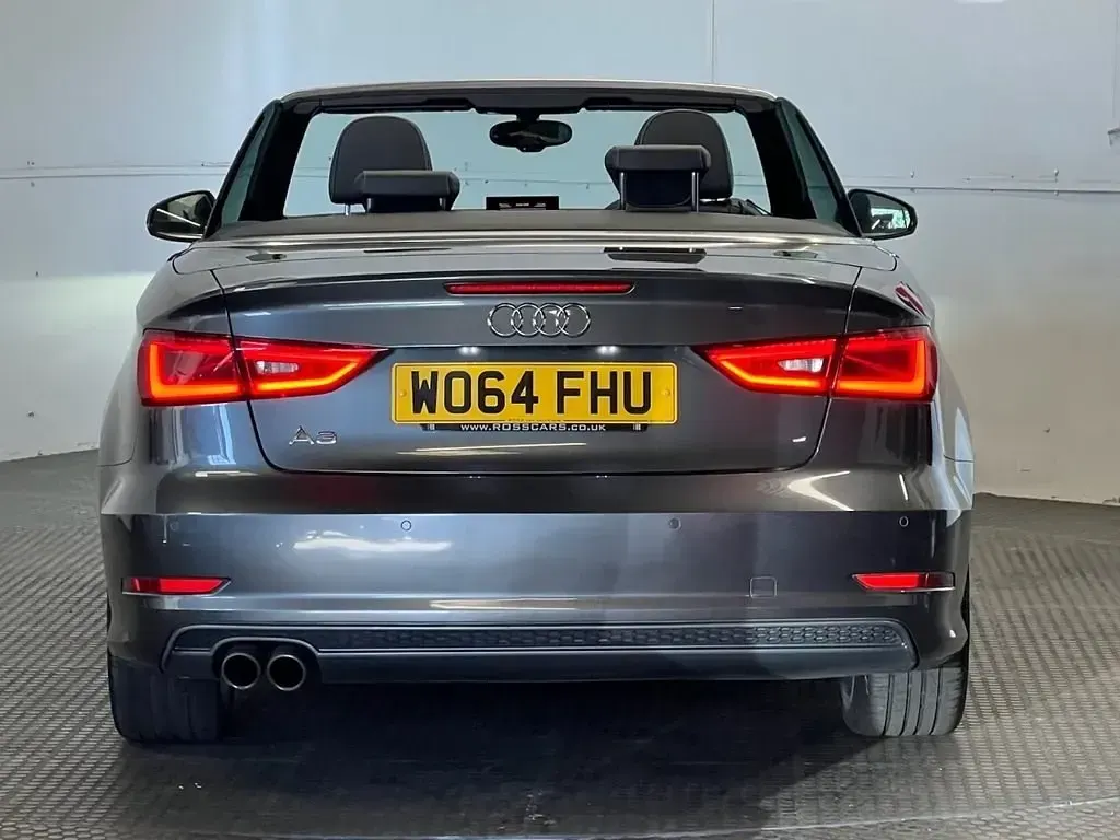 Begagnad Audi A3 Cabriolet S-Line 150 HK (110 kW) 2015 Grå Cab