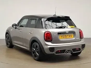 Used Mini Cooper S Sport 192 HP (141 kW) 2019 Silver Hatchback
