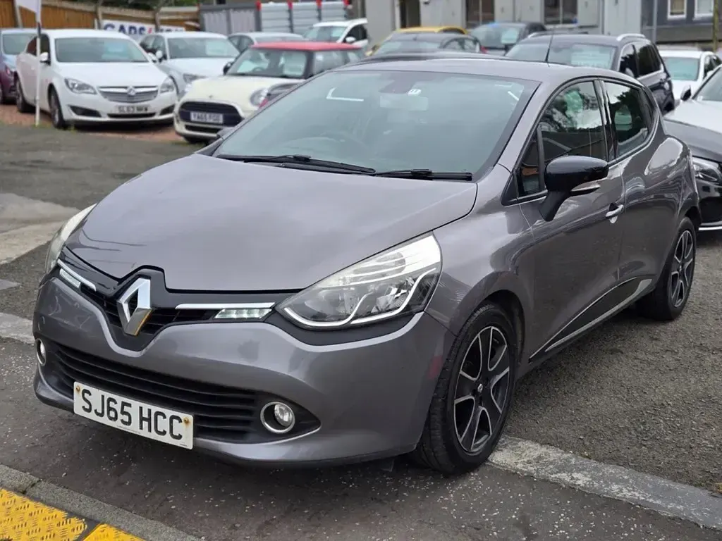 Used Renault Clio IV Dynamique 75 HP (55 kW) 2015 Grey Hatchback