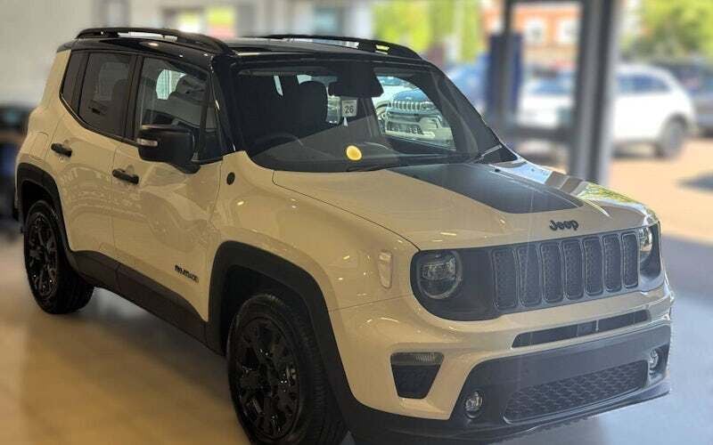 New 2025 Jeep Renegade North SUV | £26,495 (Fair price) - Image 1/4