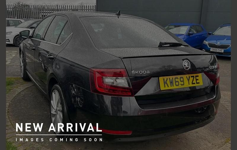 Used Skoda Octavia 187 HP (137 kW) 2019 Black magic pearlescent Hatchback