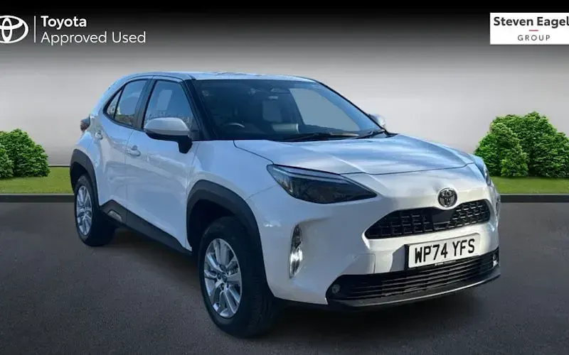 Used Toyota Yaris Cross 116 HP (85 kW) 2025 SUV