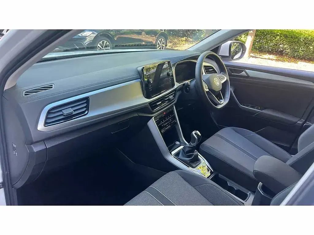 Used VW T-Roc Match 115 HP (84 kW) 2025 White SUV