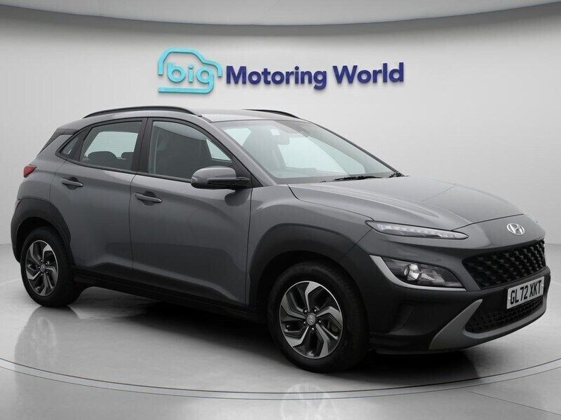 Grey Used 2023 Hyundai Kona SE SUV | £17,100 (Good price) - Image 1/4